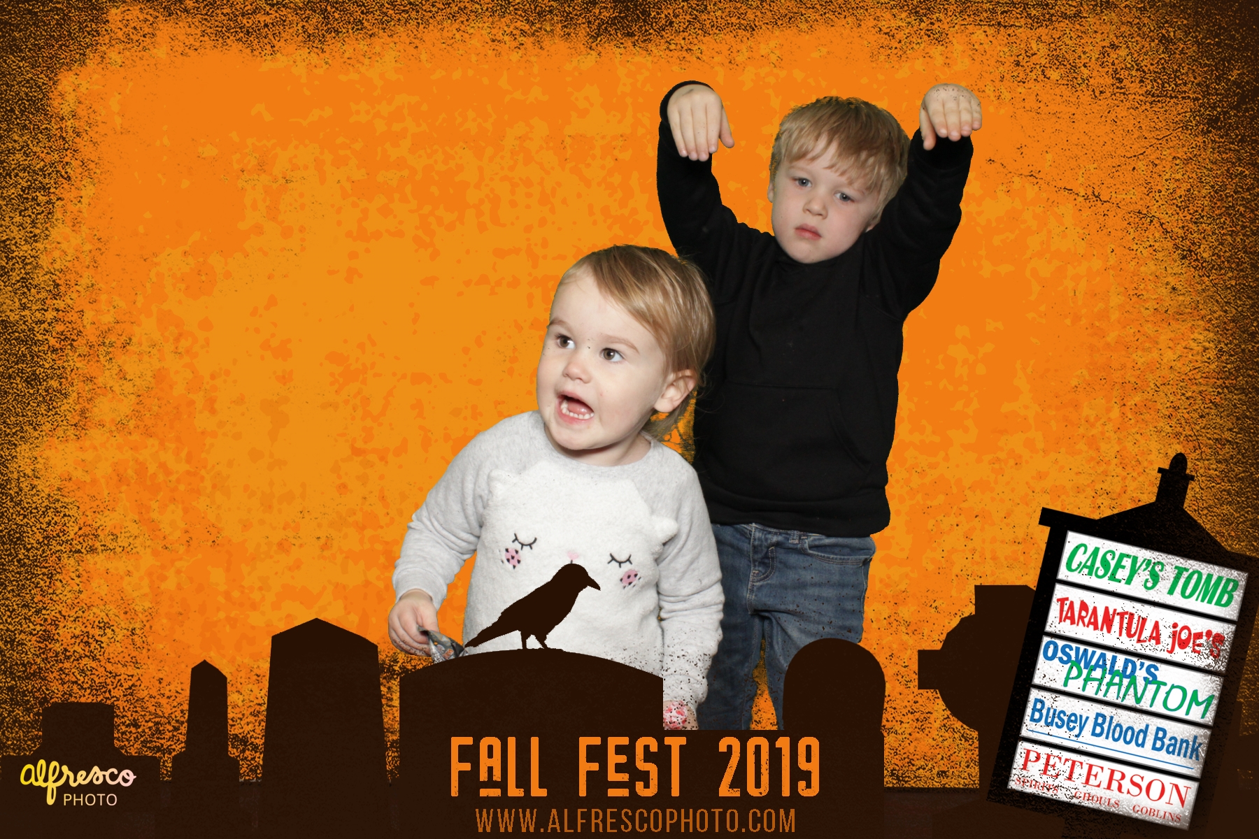 Naper Plaza Fall Fest | View more photos from the event at events.alfrescophoto.com/u/AlfrescoPhoto/Naper-Plaza-Fall-Fest
